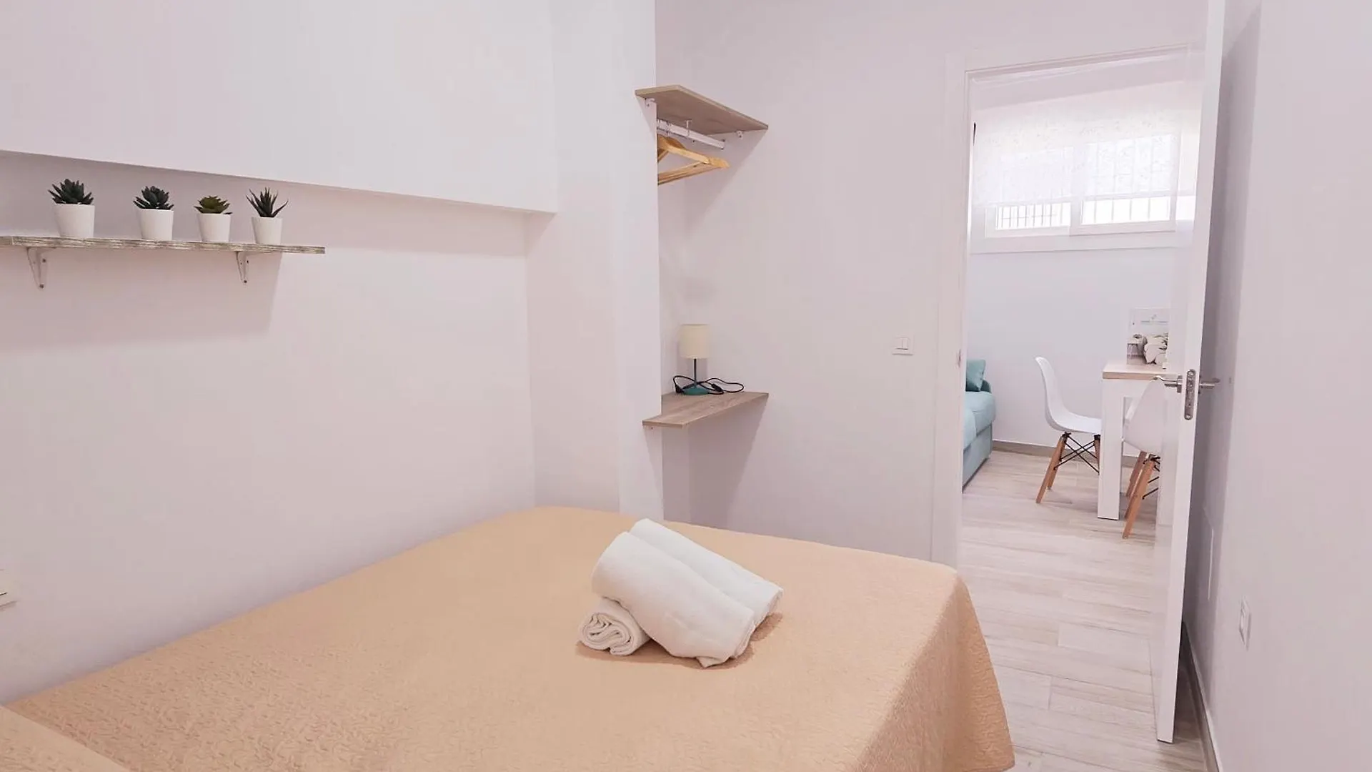 Conilplus Apartamentos Redonda 科尼尔-德拉弗龙特拉